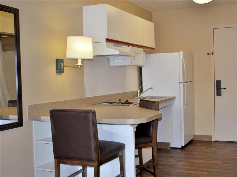Extended Stay America Suites - Milwaukee - Брукфілд Екстер'єр фото